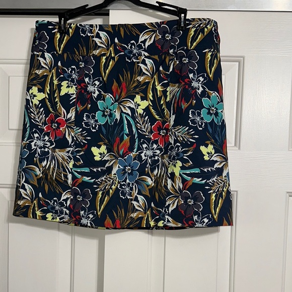 ROYAL ROBBINS Blue Floral Print Skort - Picture 1 of 8